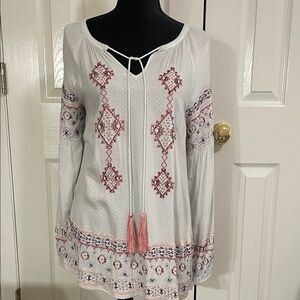 Sundance White and Pink Embroidered Blouse